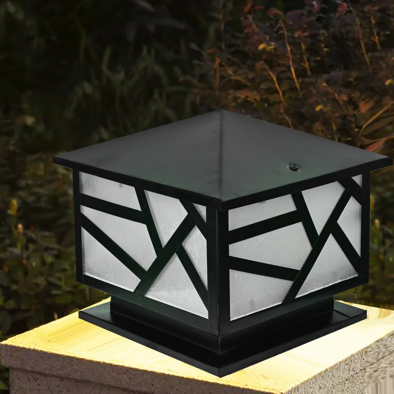 Garden Lantern - 1 Light