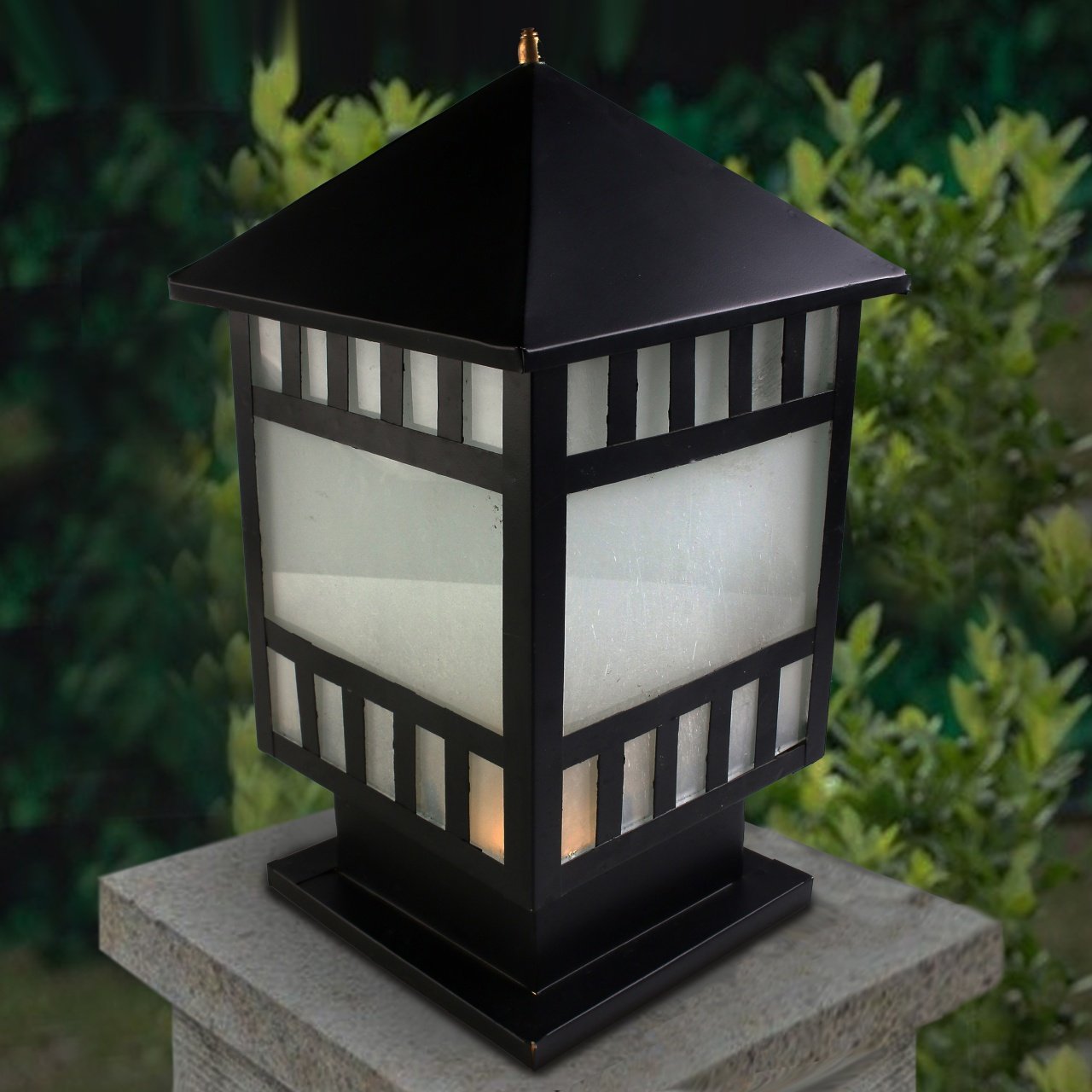 Garden Lantern - 1 Light