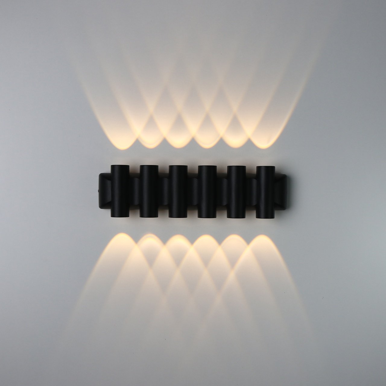 Updown 2 Light Wall lamp - 12 Watt