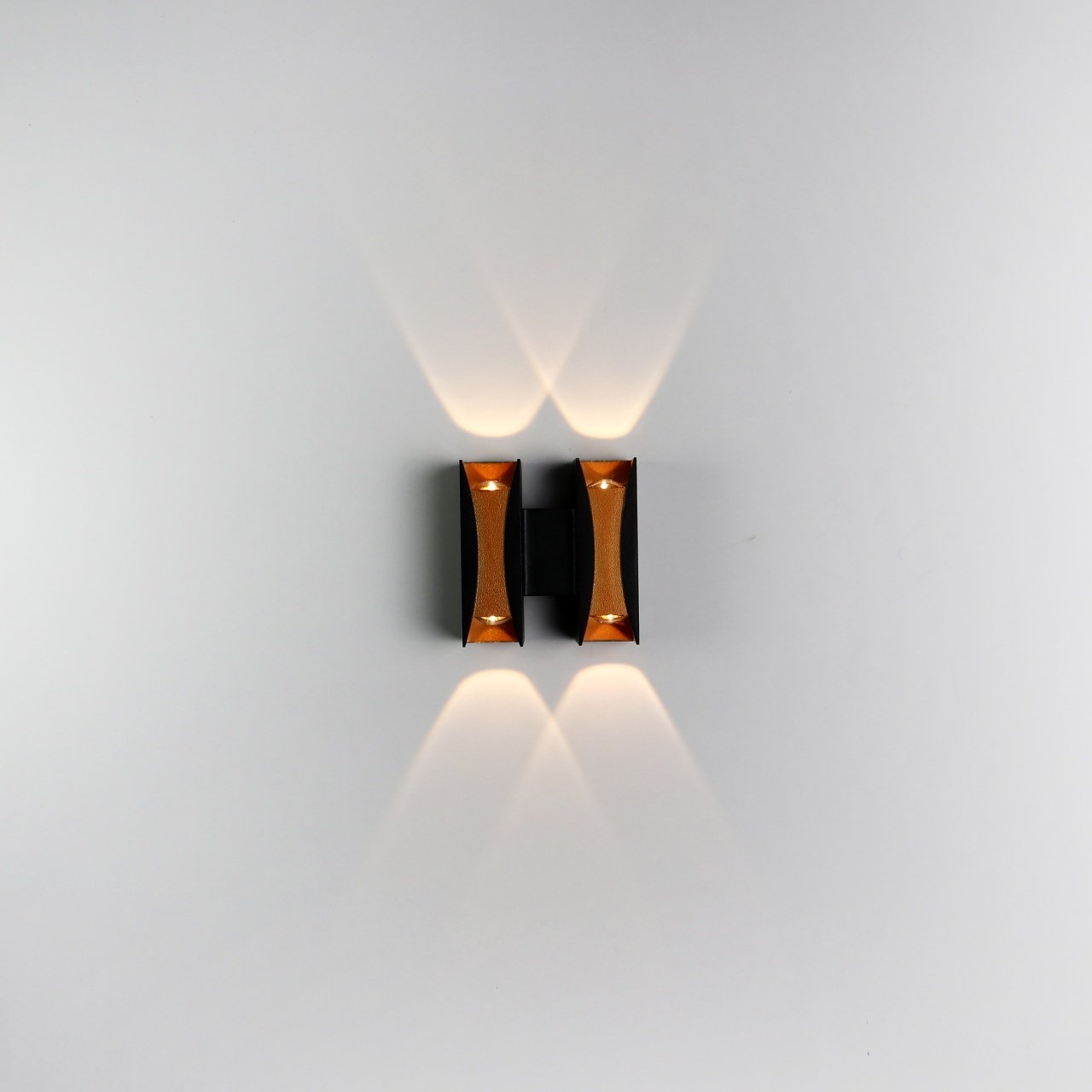 Updown 2 Light Wall lamp - 4 Watt