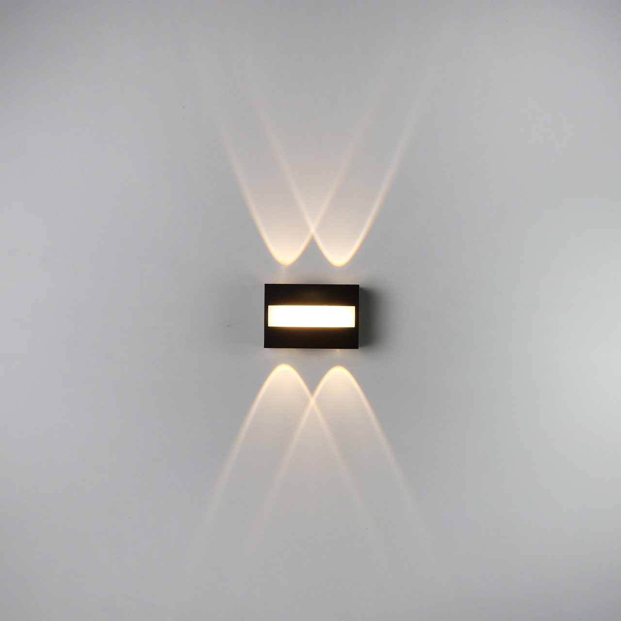 Updown 2 Light Wall lamp - 7 Watt