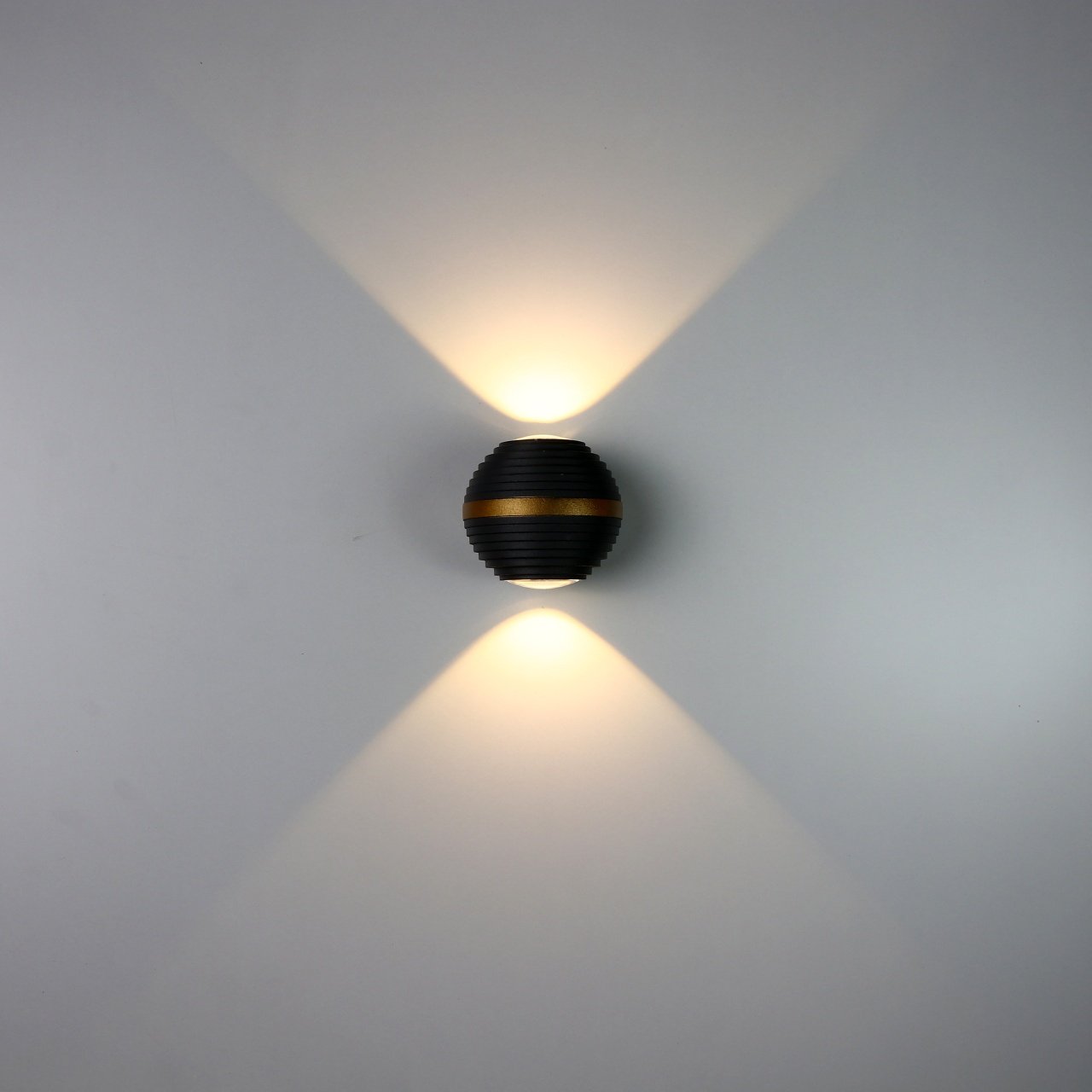Updown 2 Light Wall lamp - 4 Watt